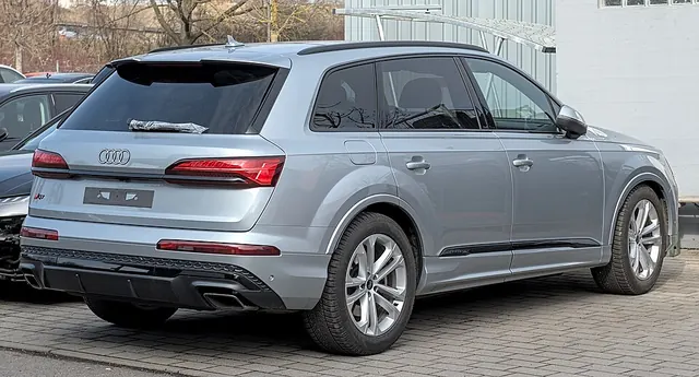 2026 Audi Q7 (photo for reference, not the listed car)