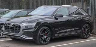 2024 Audi Q8, a photo of this model, not the listed car