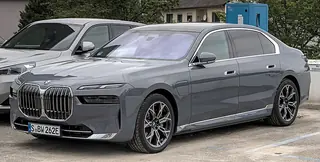 2026 BMW 750e, a photo of this model, not the listed car