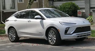 2025 Buick Envista, a photo of this model, not the listed car