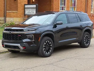 2026 Chevrolet Traverse, a photo of this model, not the listed car