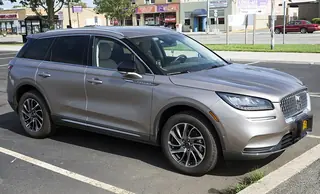 2025 Lincoln Corsair, a photo of this model, not the listed car