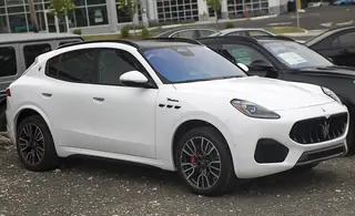 2024 Maserati Grecale, a photo of this model, not the listed car