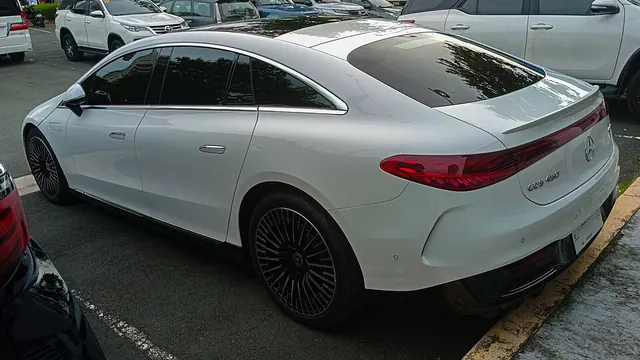 2024 Mercedes-Benz EQS (photo for reference, not the listed car)