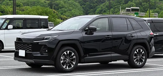 2025 Toyota Rav4 (photo for reference, not the listed car)
